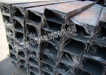 如何提高生產(chǎn)防火槽式電纜橋架自動(dòng)化強度？